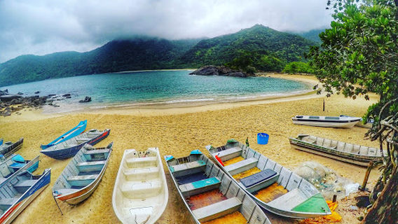 Pedra da Praia do Meio