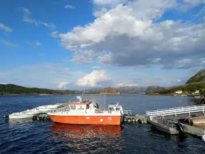 Einvik accommodation and sea fishing