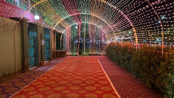 Maniram Dewan Trade Centre