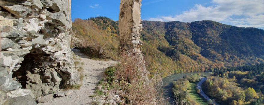 Old Castle (Starhrad)