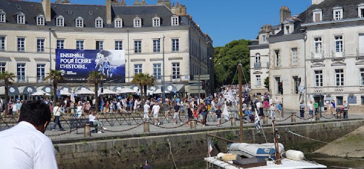 Rive Gauche
