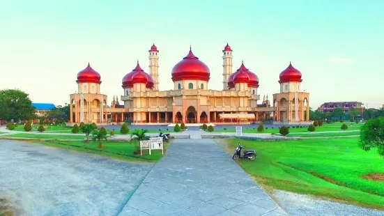 Masjid Agung Baitul Makmur Meulaboh