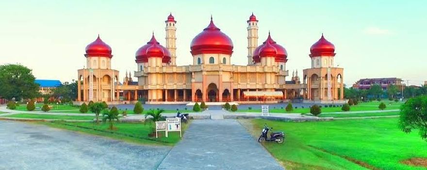 Masjid Agung Baitul Makmur Meulaboh