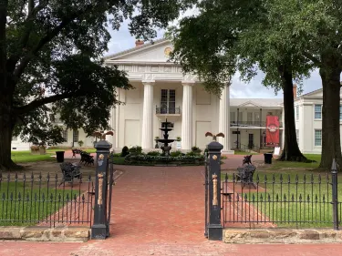 Old State House Museum