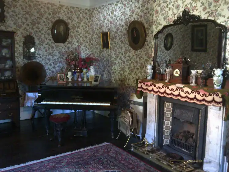 Macrorie House Museum附近的飯店