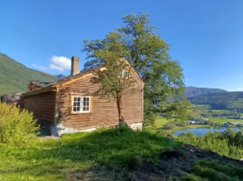 Syse Gard Fruit Farm, Cafe, and Meat Smoker