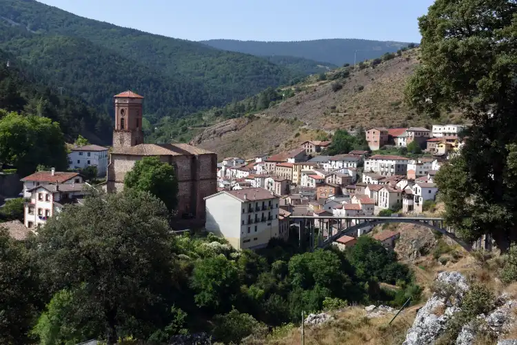 Hôtels à : Ortigosa de Cameros