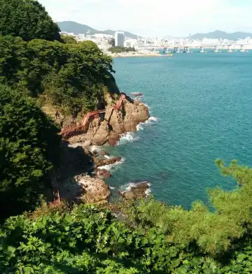 Hoteles cerca de Amnam Park