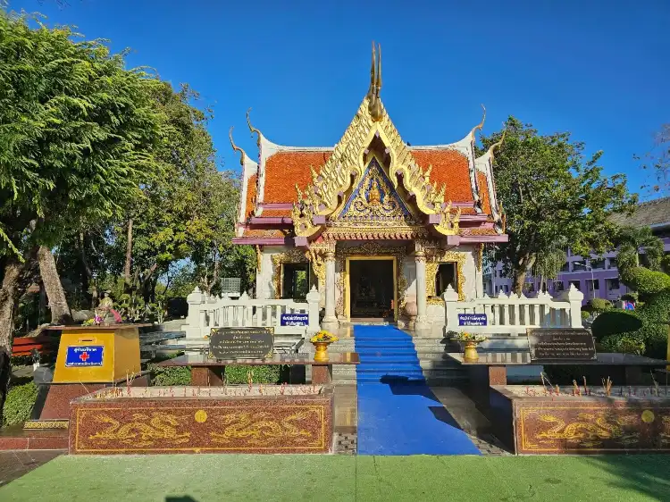 Hotels near King Taksin the Great Memorial Shrine