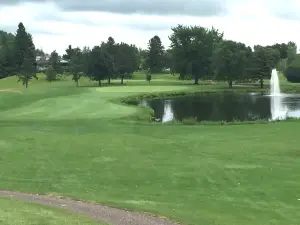 Purple Hawk Country Club