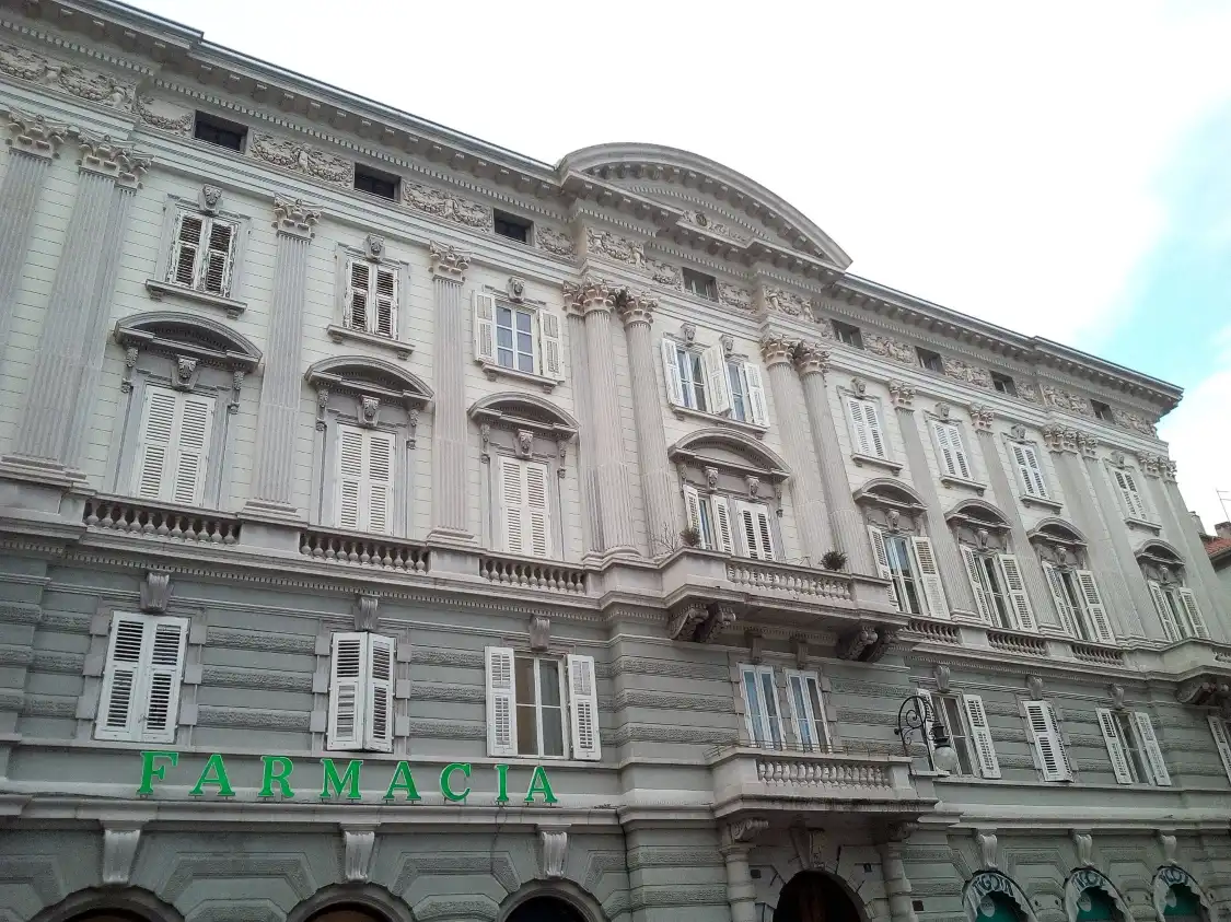 Hotel in zona Palazzo Diana