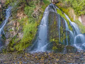 Kings Canyon Waterfalls