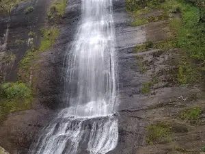 Cascada Velo de Novia