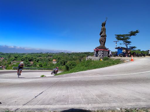 Irung Petruk (IPE)