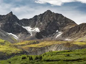 Auriol Trail. Kluane National Park