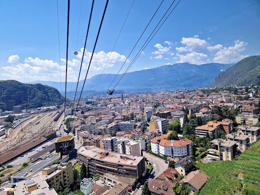 Funivia Renon, stazione a Valle