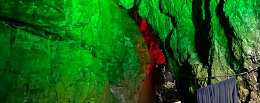 Hoverbergs cave