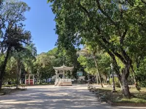 Praça Visconde do Rio Preto - Jardim de Cima