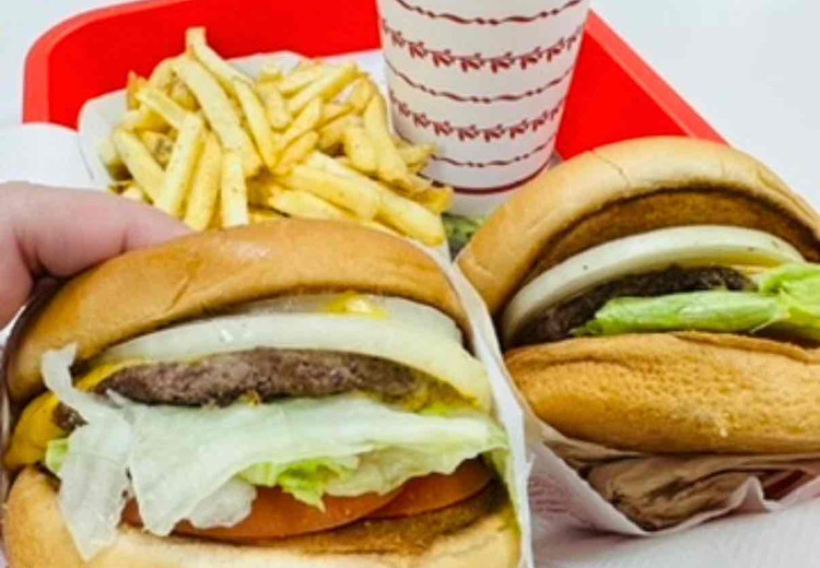 イン・アンド・アウト・バーガーのおすすめメニュー・口コミ・営業情報