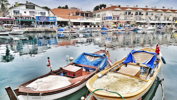 Costa dell'antica città di Focea