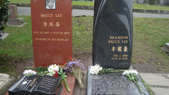 Bruce Lee and Brandon Lee Grave Sites