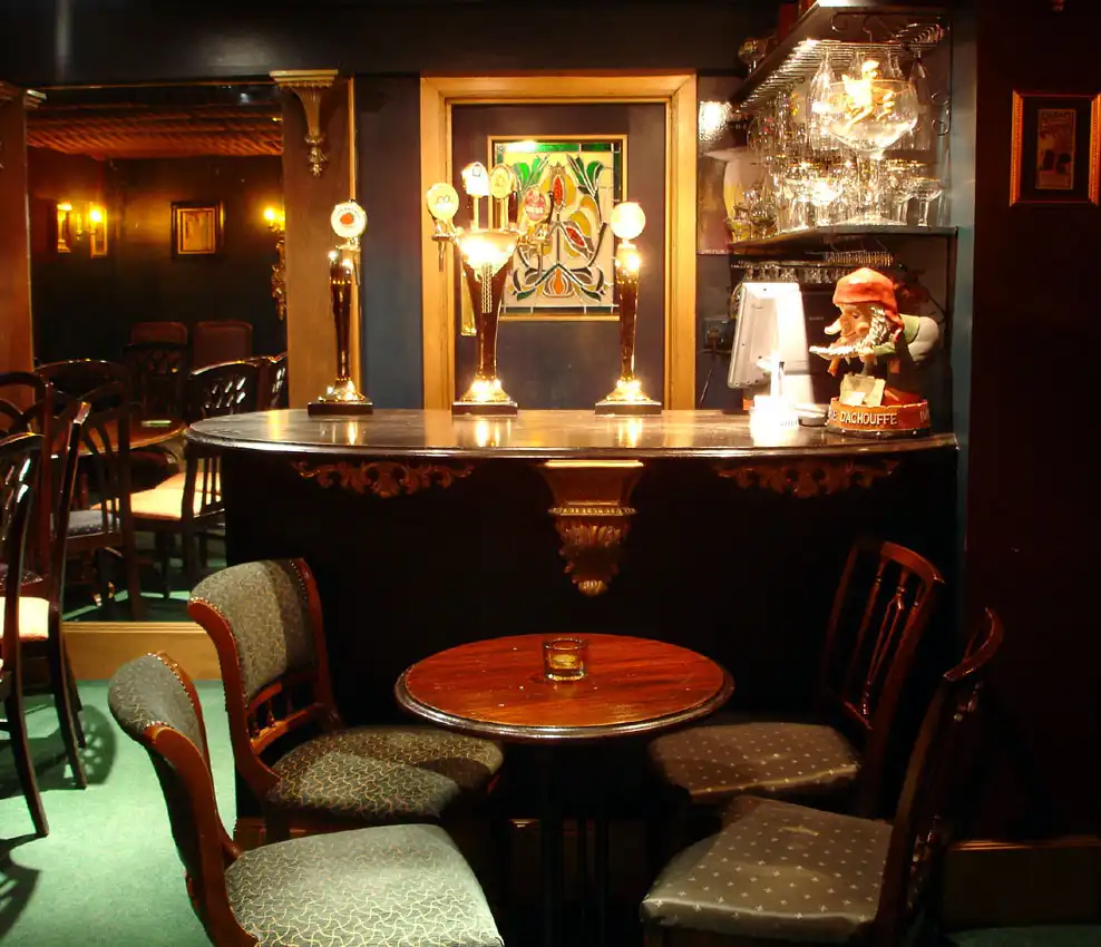 Hotels near Mort Subite