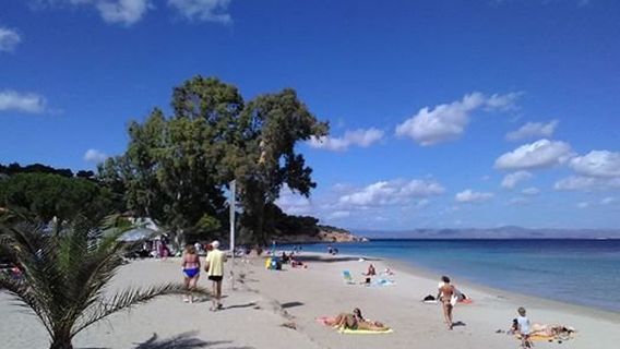 Maladroxia Beach