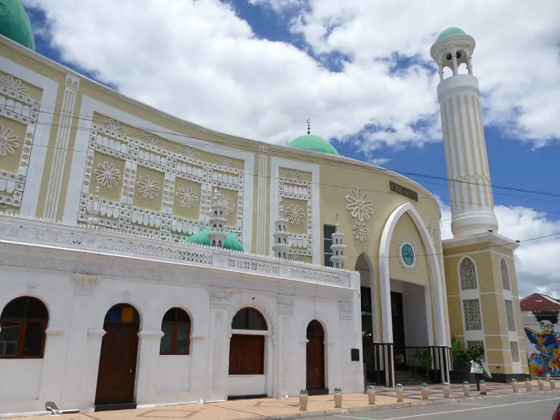 Hotels near Jumma Masjid
