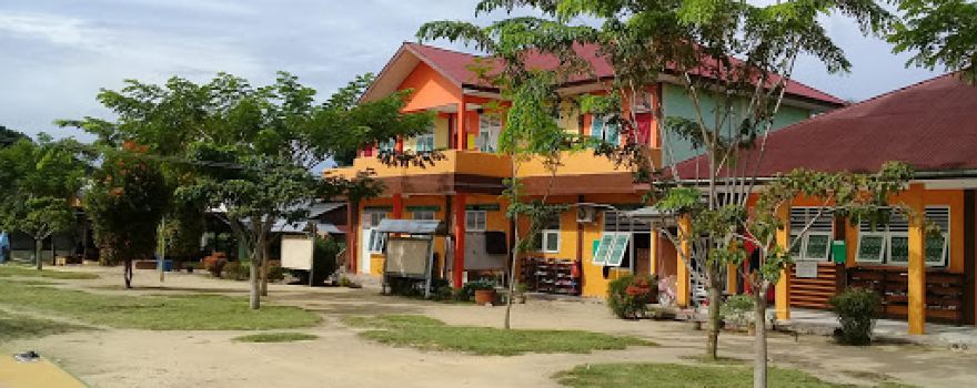 Lapangan Pondok Pesantren Jabal Nur