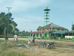 Masjid Nurul Yaqin Indo Lampung Perkasa