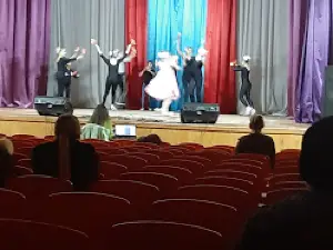 Surovatikhinskiy Dom Kul'tury