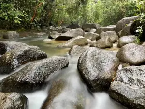 Wisata Alam Batu Mentas