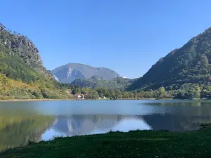 Kamp Boračko Jezero
