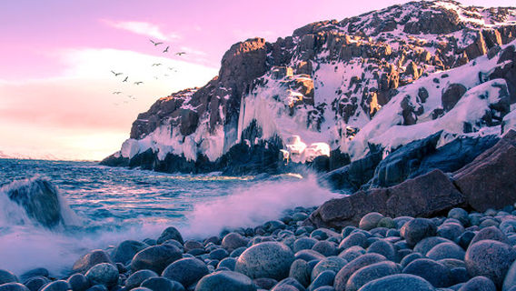 Каменный пляж