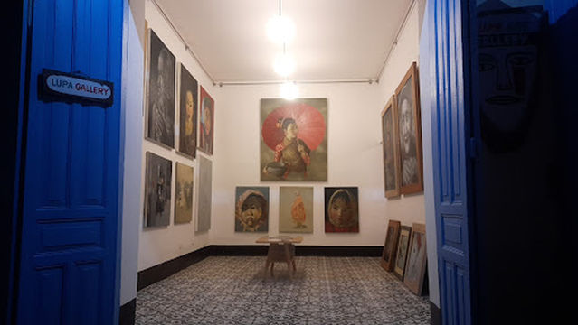 Lupa Art Gallery