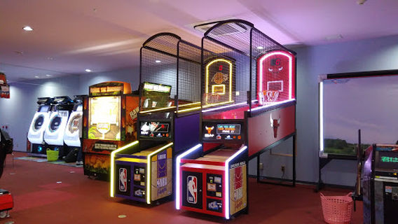 ラウンドワン 徳島・万代店