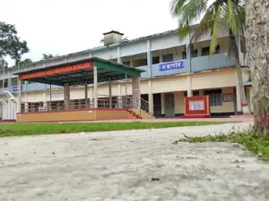 Aushkandi RP High School & College Field