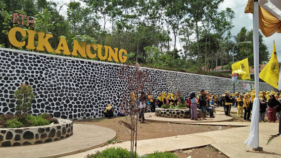 Alun - Alun Kecamatan Cikancung