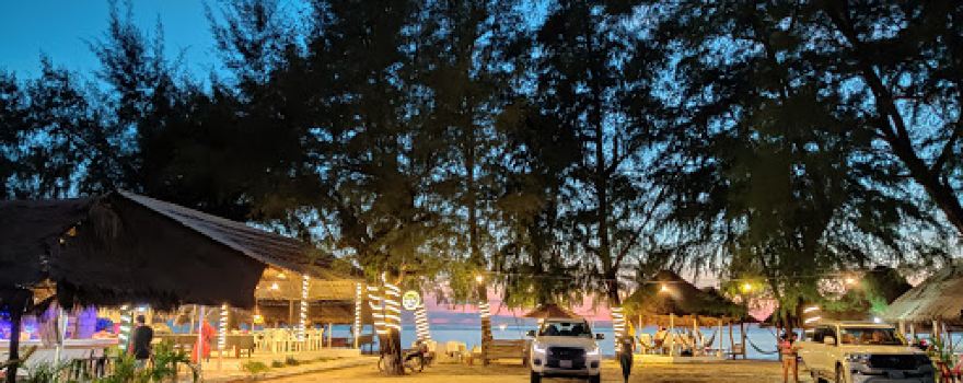 Paklorng Beach