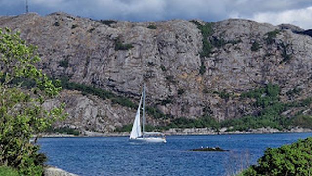 Vaulen Volleyball Court