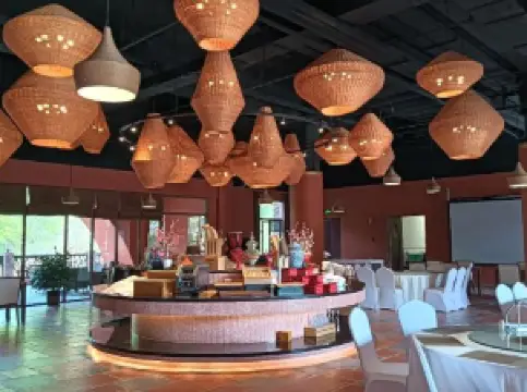 Jinggu Mangka Hot Spring