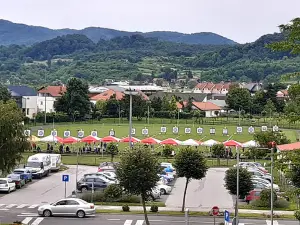 ŠKOLSKA SPORTSKA DVORANA NOVI MAROF