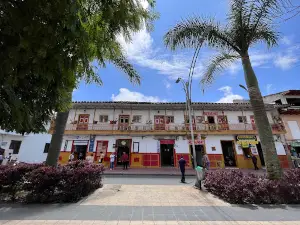 Parque principal Anserma Caldas