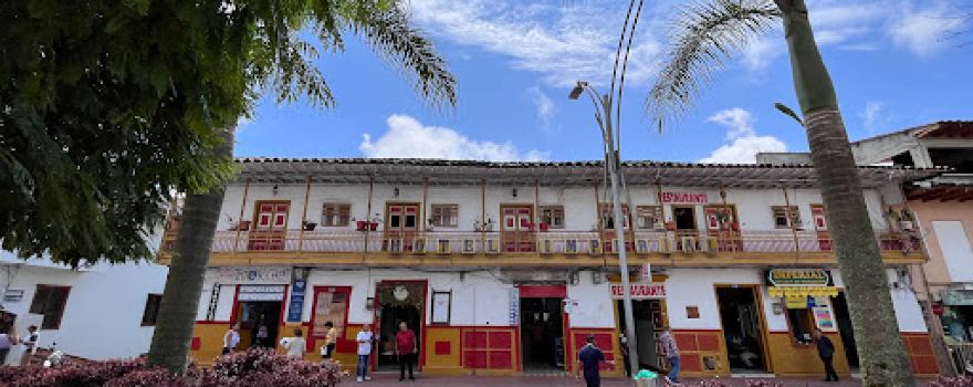 Parque principal Anserma Caldas
