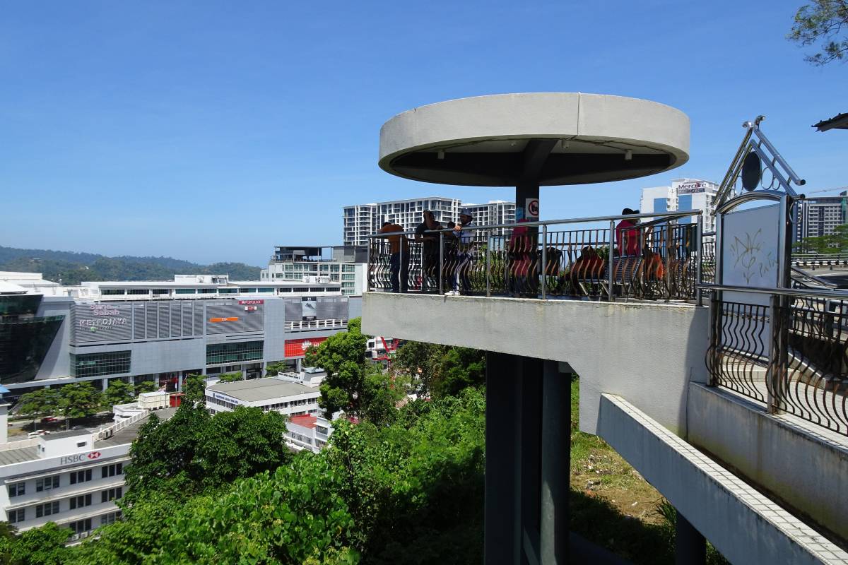 0HJ6x12000h00z0pt8823_C_1200_800_Q70.jpg?proc=source%2ftrip