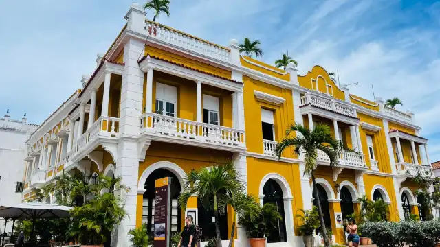 Hotels near Plaza de San Pedro Claver