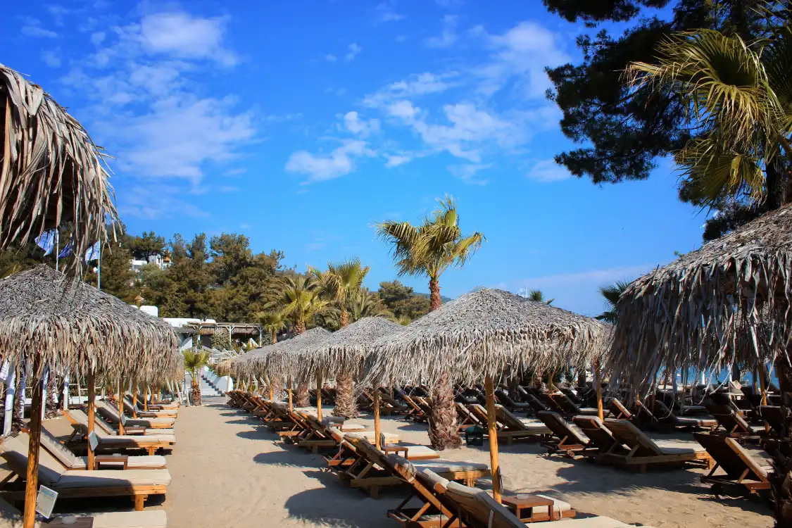 Hotels near La Scala Beach