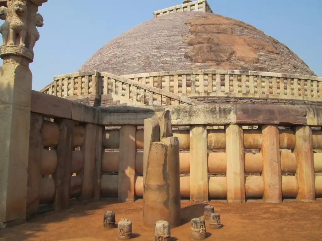 Hotels near Ashok Pillar