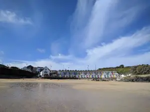 Porthgwidden Beach