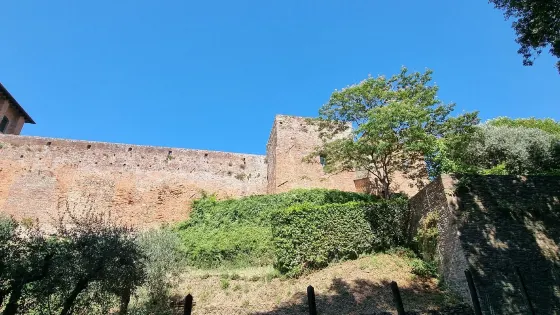 Fortezza di Montecarlo